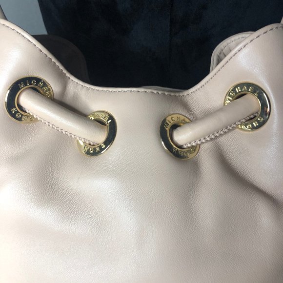 Michael Kors Blush Leather Ring Tote NWT - Picture 5 of 11